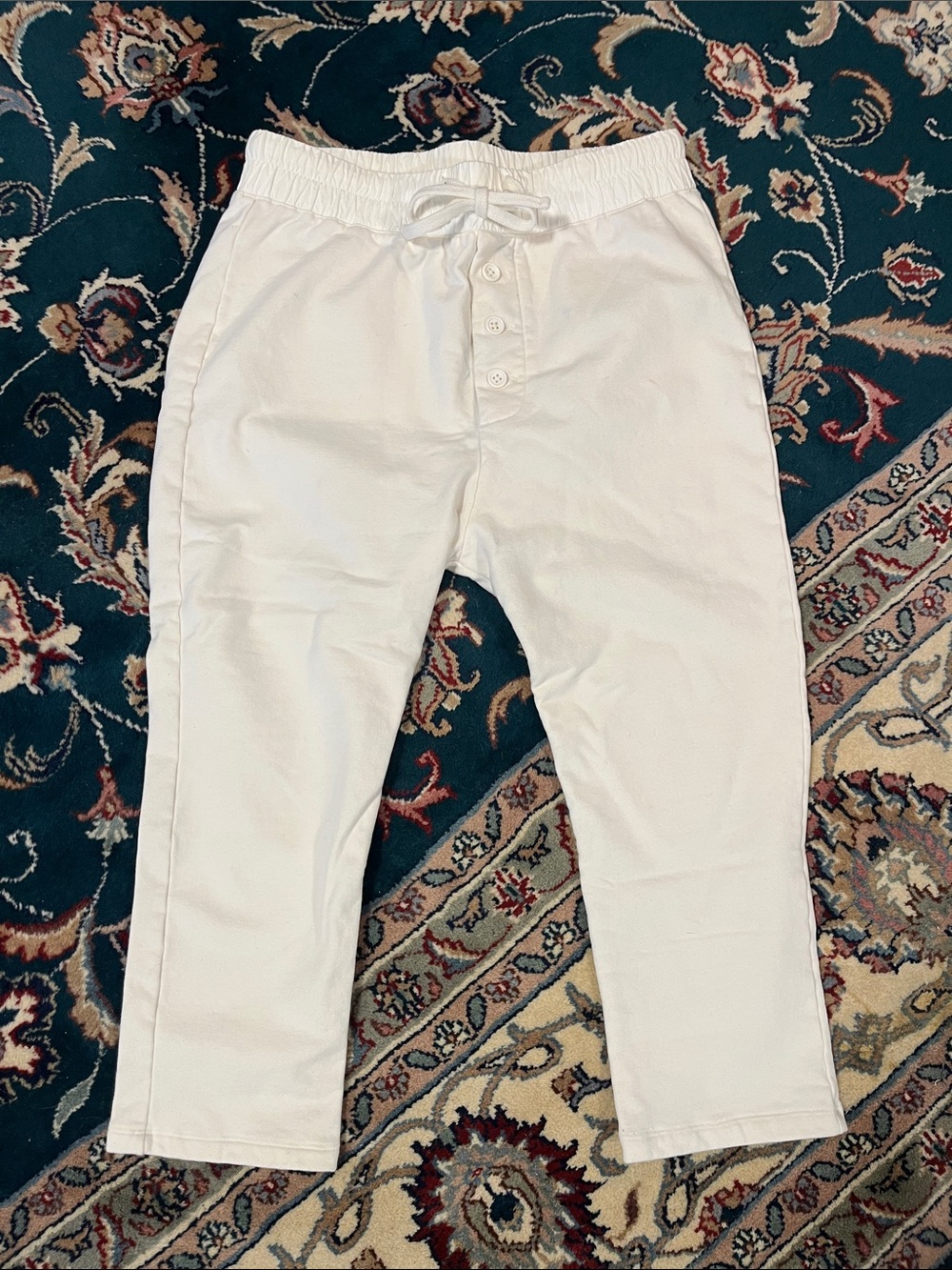 James Perse women’s cropped jogger with drop-crotch.        Size 1. NWOT